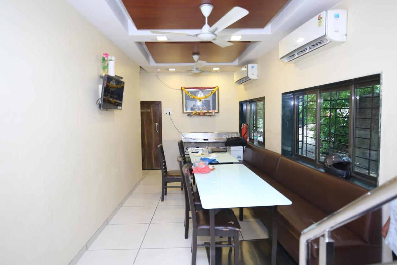 Airport Metro Hotel Mumbai Bagian luar foto