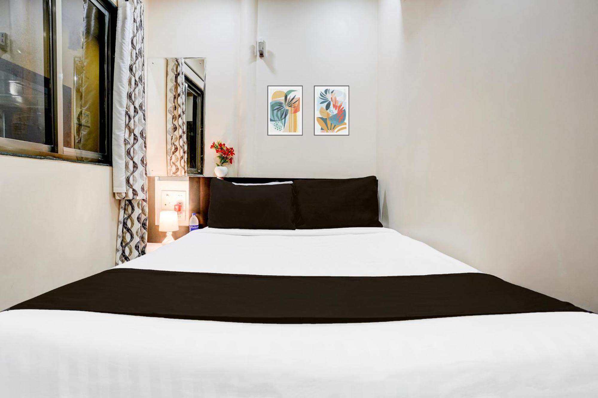 Airport Metro Hotel Mumbai Bagian luar foto